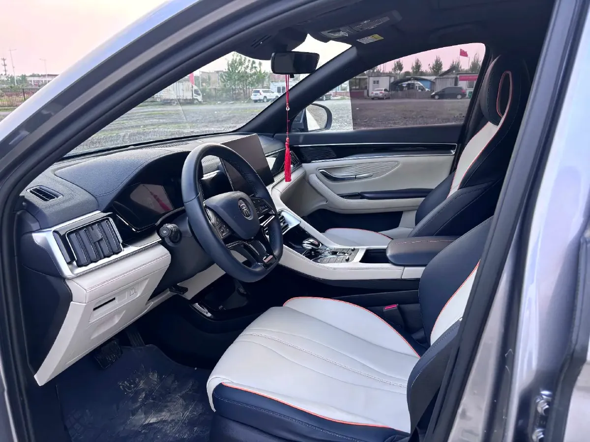 2022 Hyundai Tucson 2.0L 150HP L4 6AT Hybrid,autocango,china used car exporter,china ev exporter,chinese used car exporter,chinese used ev exporter