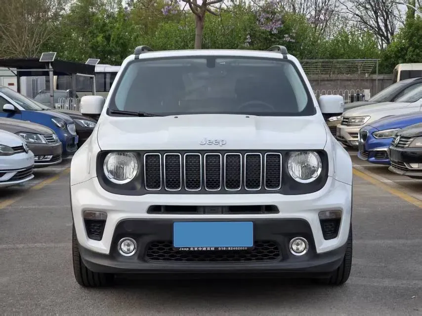 2019 Jeep Renegade 1.3T 173HP L4 7DCT,autocango,china used car exporter,china ev exporter,chinese used car exporter,chinese used ev exporter