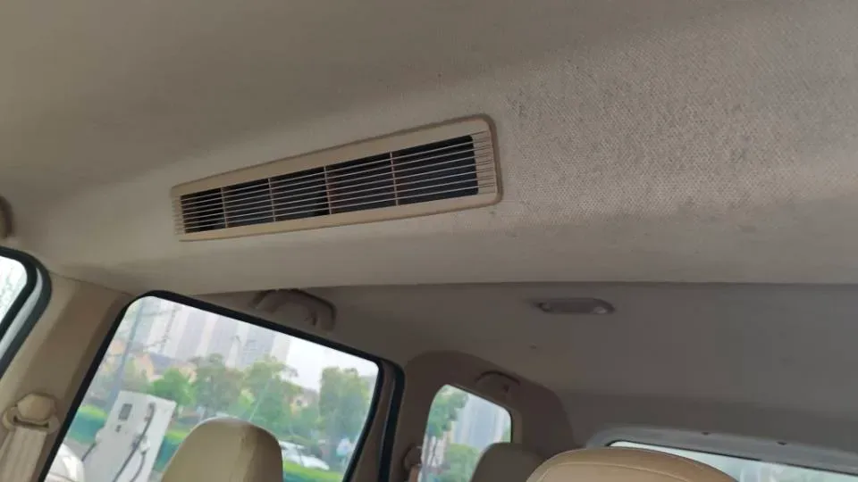 2021 WuLing HongGuang 1.5L 99HP L4 6MT,autocango,china used car exporter,china ev exporter,chinese used car exporter,chinese used ev exporter