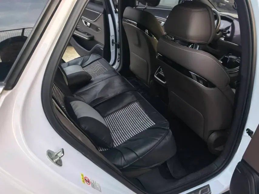 2022 Volkswagen Tiguan L 2.0T 186HP L4 7DCT,autocango,china used car exporter,china ev exporter,chinese used car exporter,chinese used ev exporter