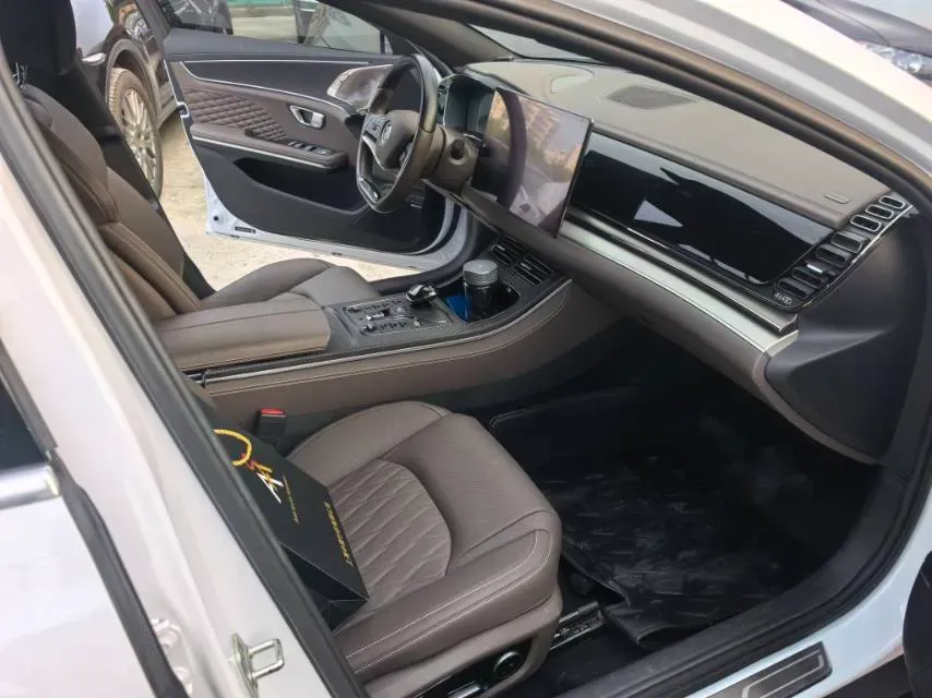 2022 Volkswagen Tiguan L 2.0T 186HP L4 7DCT,autocango,china used car exporter,china ev exporter,chinese used car exporter,chinese used ev exporter