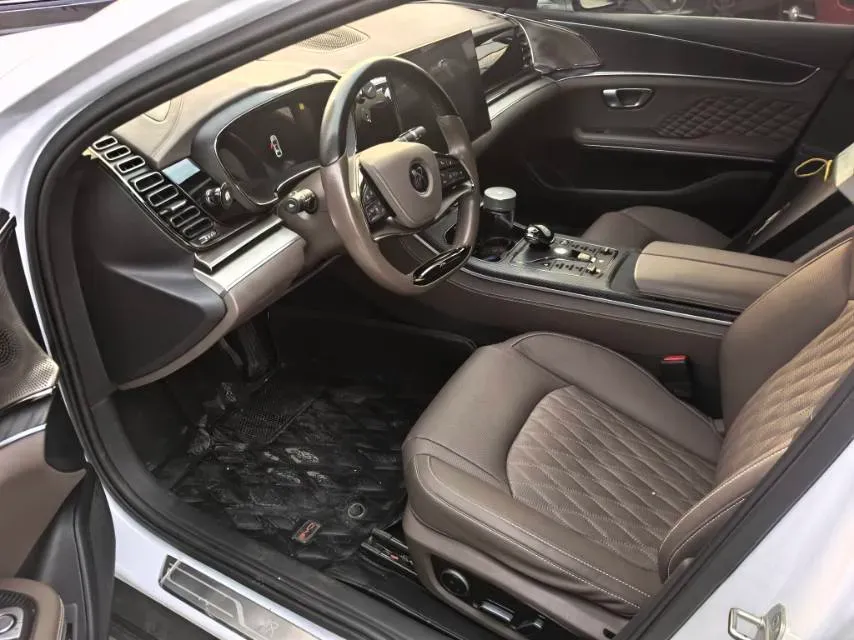 2022 Volkswagen Tiguan L 2.0T 186HP L4 7DCT,autocango,china used car exporter,china ev exporter,chinese used car exporter,chinese used ev exporter