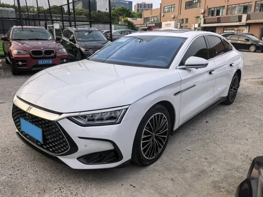 2022 Volkswagen Tiguan L 2.0T 186HP L4 7DCT,autocango,china used car exporter,china ev exporter,chinese used car exporter,chinese used ev exporter