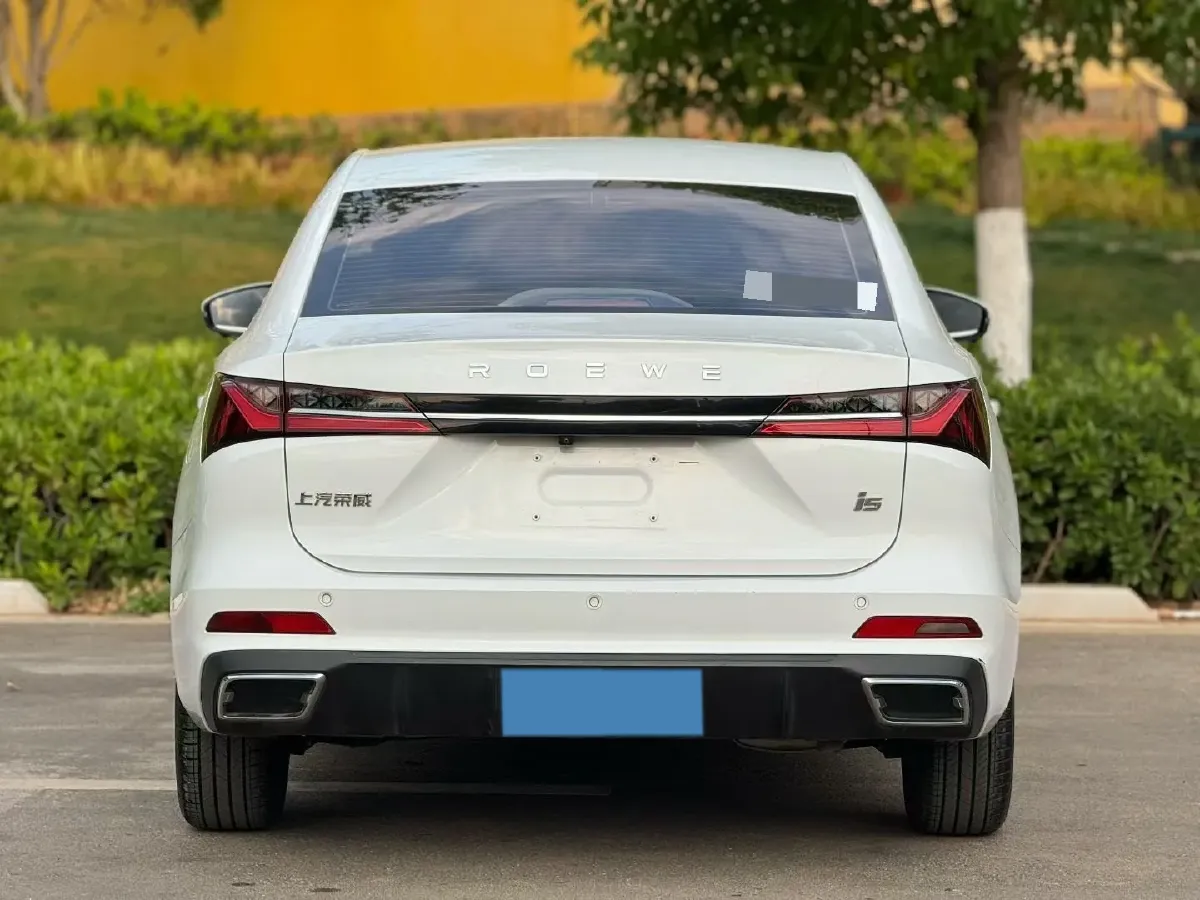 2023 Roewe i5 1.5L 129HP L4 CVT,autocango,china used car exporter,china ev exporter,chinese used car exporter,chinese used ev exporter