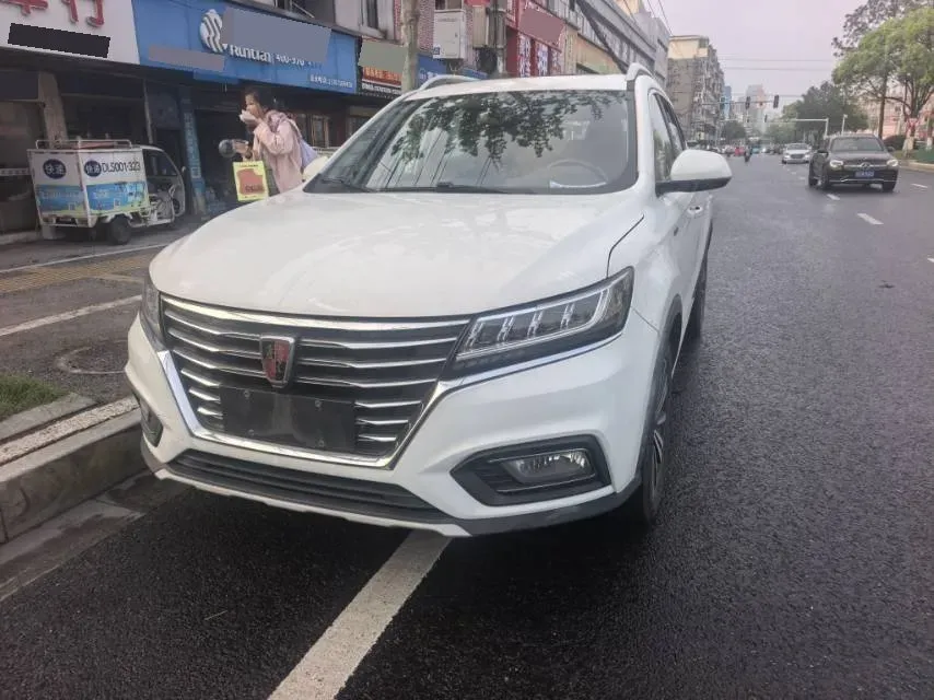 2020 Roewe i6 1.5T 169HP L4 7DCT,autocango,china used car exporter,china ev exporter,chinese used car exporter,chinese used ev exporter