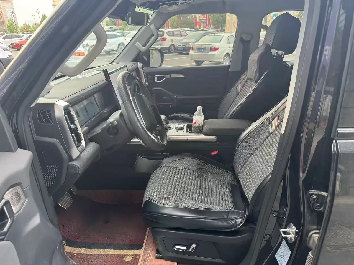 2023 Jetour Traveller 2.0T 254HP L4 7DCT,autocango,china used car exporter,china ev exporter,chinese used car exporter,chinese used ev exporter