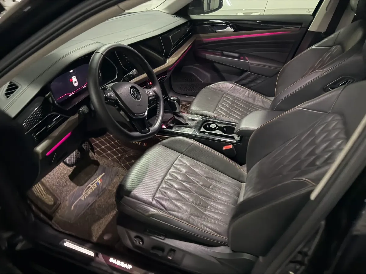 2020 Volkswagen Passat 2.0T 186HP L4 7DCT,autocango,china used car exporter,china ev exporter,chinese used car exporter,chinese used ev exporter