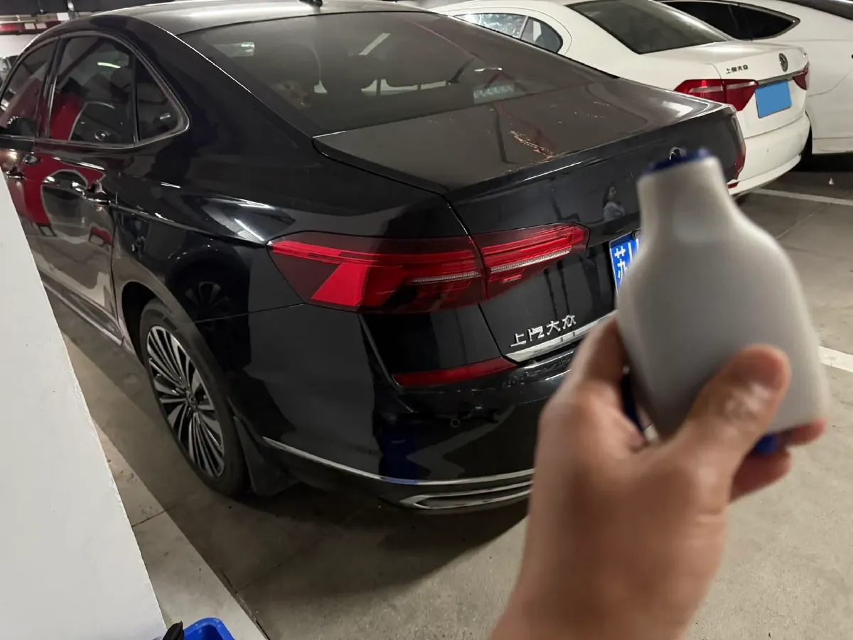 2020 Volkswagen Passat 2.0T 186HP L4 7DCT,autocango,china used car exporter,china ev exporter,chinese used car exporter,chinese used ev exporter