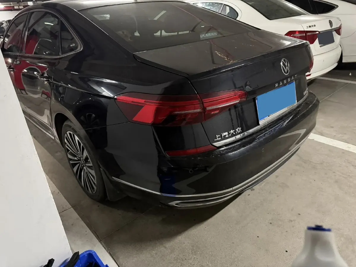 2020 Volkswagen Passat 2.0T 186HP L4 7DCT,autocango,china used car exporter,china ev exporter,chinese used car exporter,chinese used ev exporter
