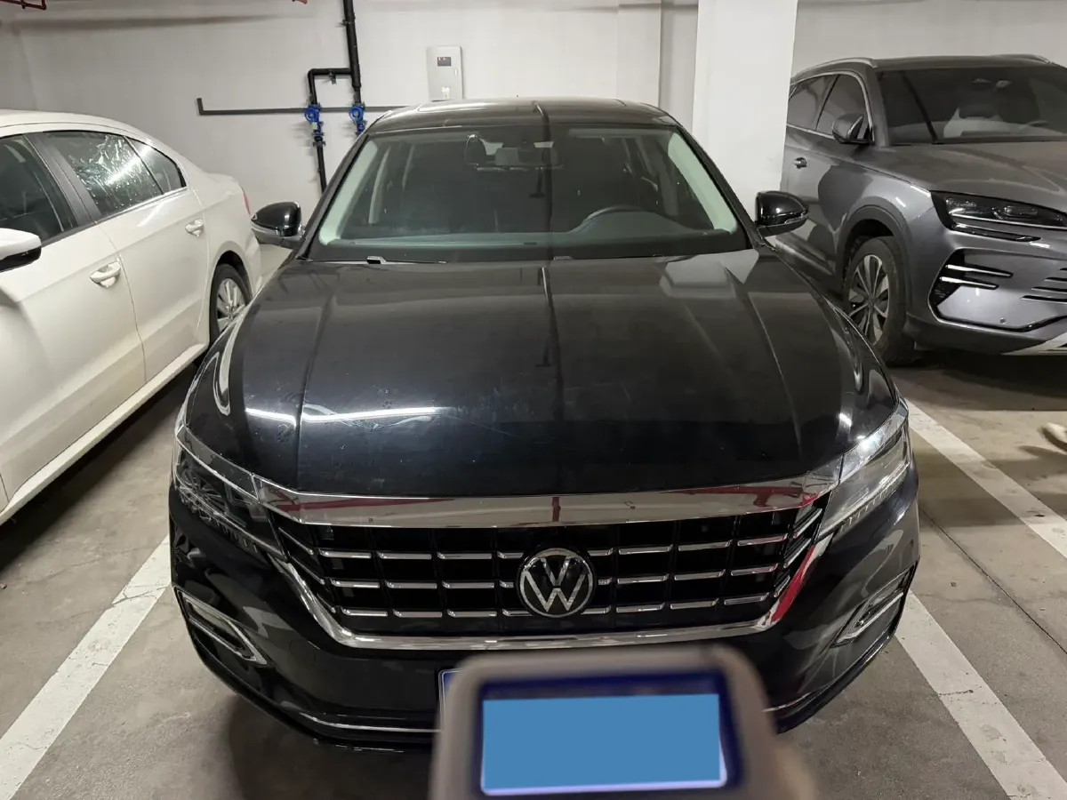 2020 Volkswagen Passat 2.0T 186HP L4 7DCT,autocango,china used car exporter,china ev exporter,chinese used car exporter,chinese used ev exporter