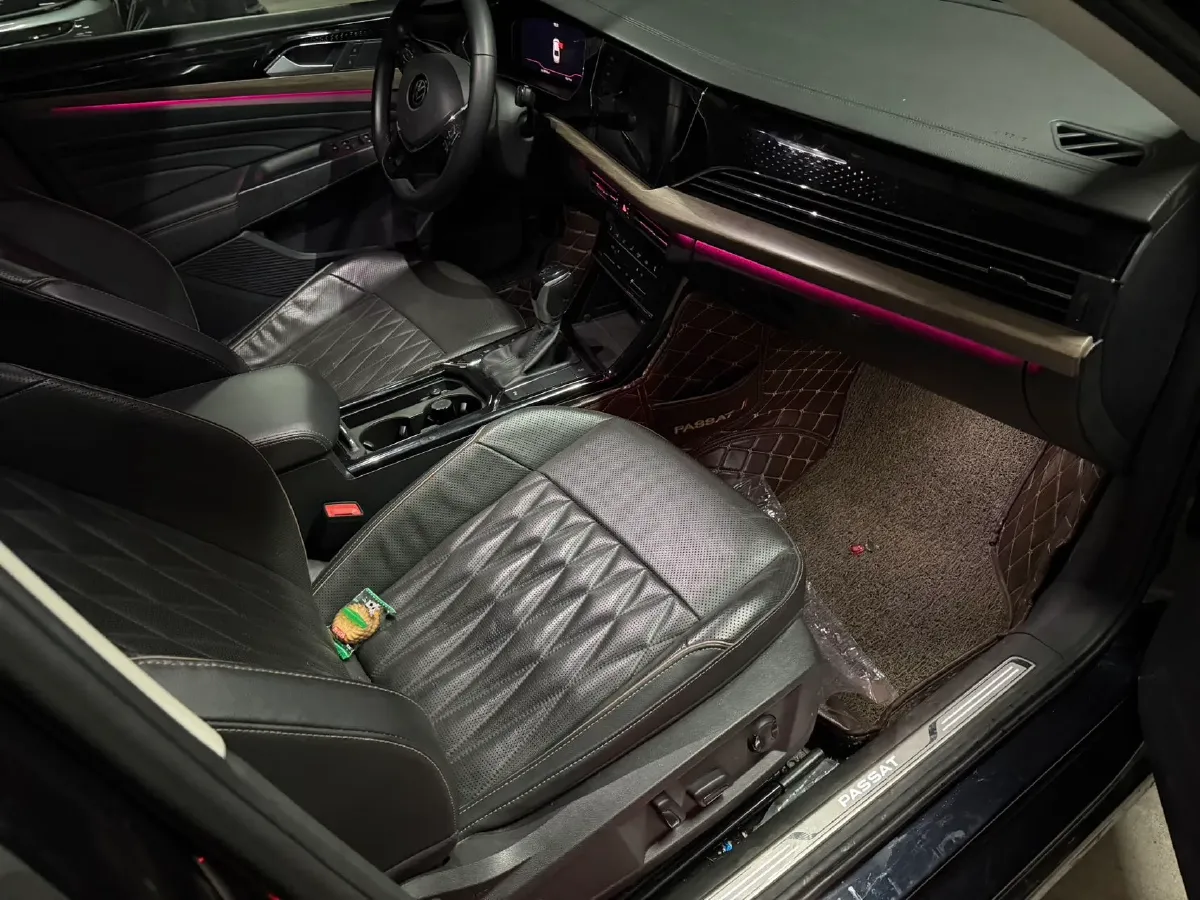 2020 Volkswagen Passat 2.0T 186HP L4 7DCT,autocango,china used car exporter,china ev exporter,chinese used car exporter,chinese used ev exporter