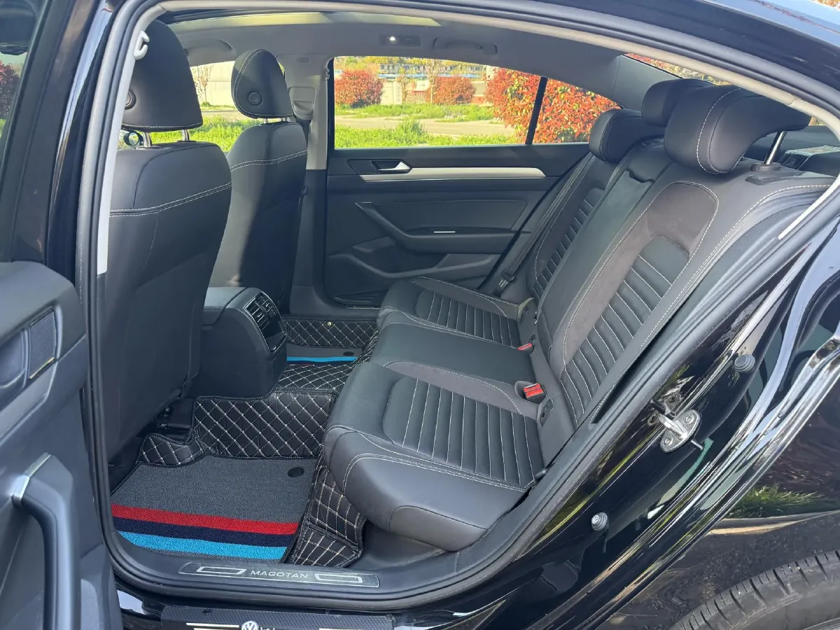 2023 Volkswagen Magotan 1.4T 150HP L4 7DCT,autocango,china used car exporter,china ev exporter,chinese used car exporter,chinese used ev exporter