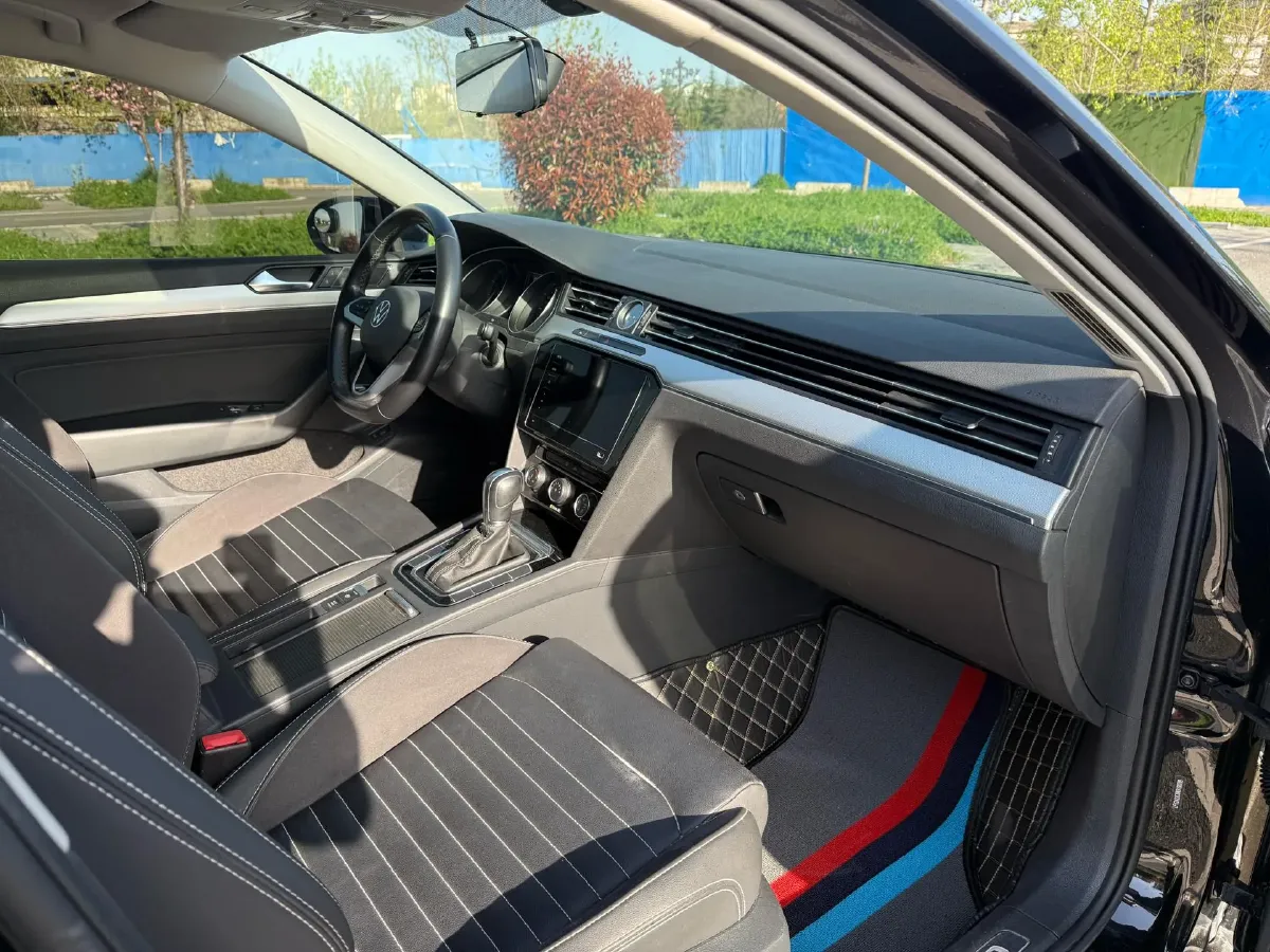 2023 Volkswagen Magotan 1.4T 150HP L4 7DCT,autocango,china used car exporter,china ev exporter,chinese used car exporter,chinese used ev exporter