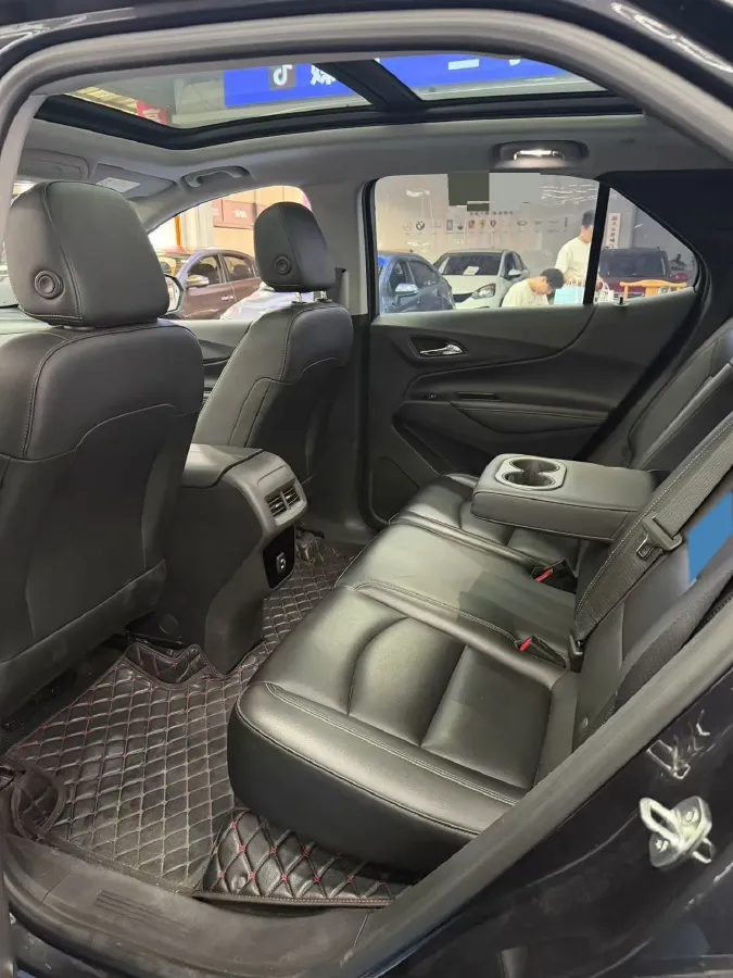 2021 Chevrolet Equinox 1.5T 169HP L4 6AT,autocango,china used car exporter,china ev exporter,chinese used car exporter,chinese used ev exporter