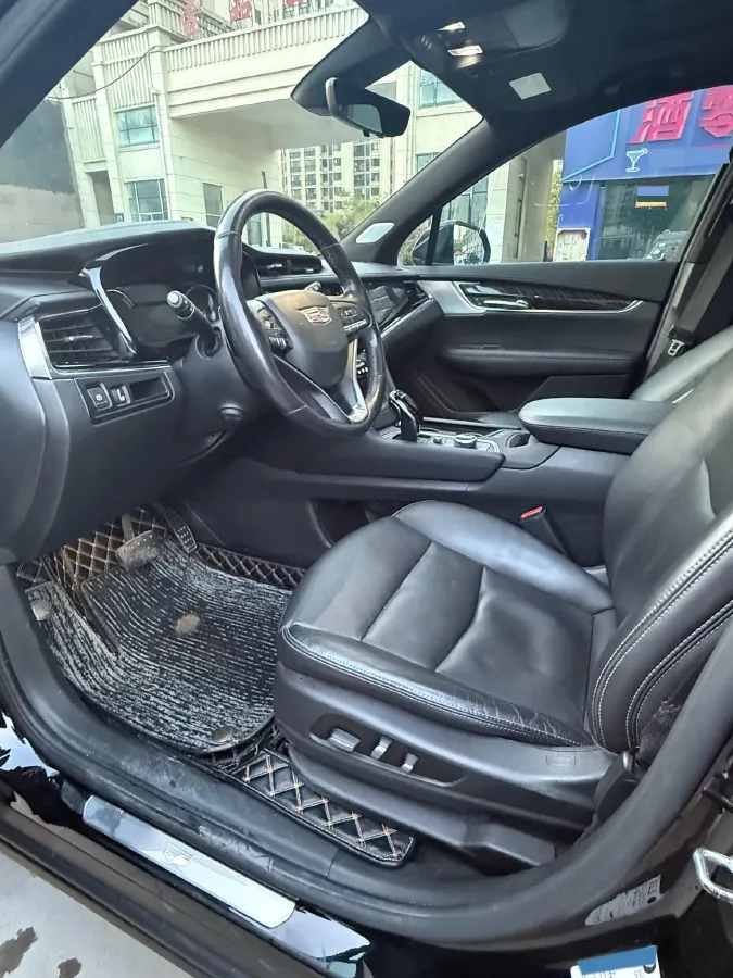 2022 Cadillac XT6 2.0T 237HP L4 9AT,autocango,china used car exporter,china ev exporter,chinese used car exporter,chinese used ev exporter