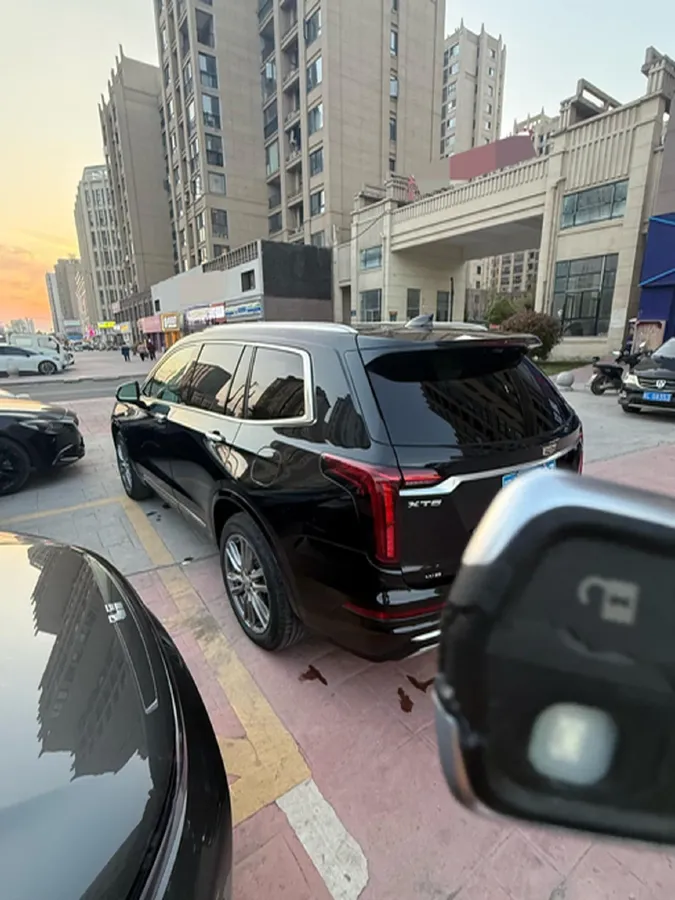 2022 Cadillac XT6 2.0T 237HP L4 9AT,autocango,china used car exporter,china ev exporter,chinese used car exporter,chinese used ev exporter