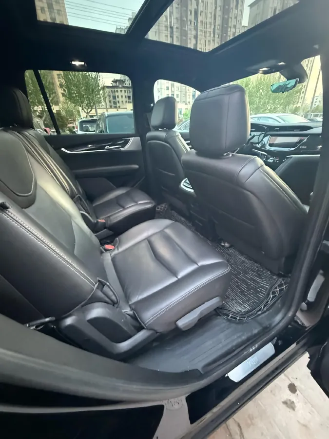 2022 Cadillac XT6 2.0T 237HP L4 9AT,autocango,china used car exporter,china ev exporter,chinese used car exporter,chinese used ev exporter