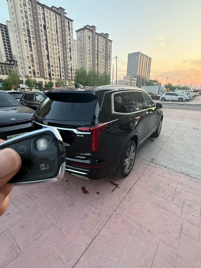 2022 Cadillac XT6 2.0T 237HP L4 9AT,autocango,china used car exporter,china ev exporter,chinese used car exporter,chinese used ev exporter
