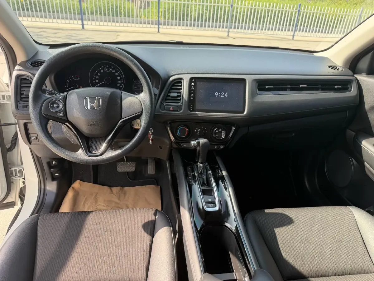 2022 Honda Vezel 1.5L 131HP L4 CVT,autocango,china used car exporter,china ev exporter,chinese used car exporter,chinese used ev exporter