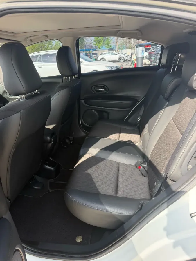 2022 Honda Vezel 1.5L 131HP L4 CVT,autocango,china used car exporter,china ev exporter,chinese used car exporter,chinese used ev exporter