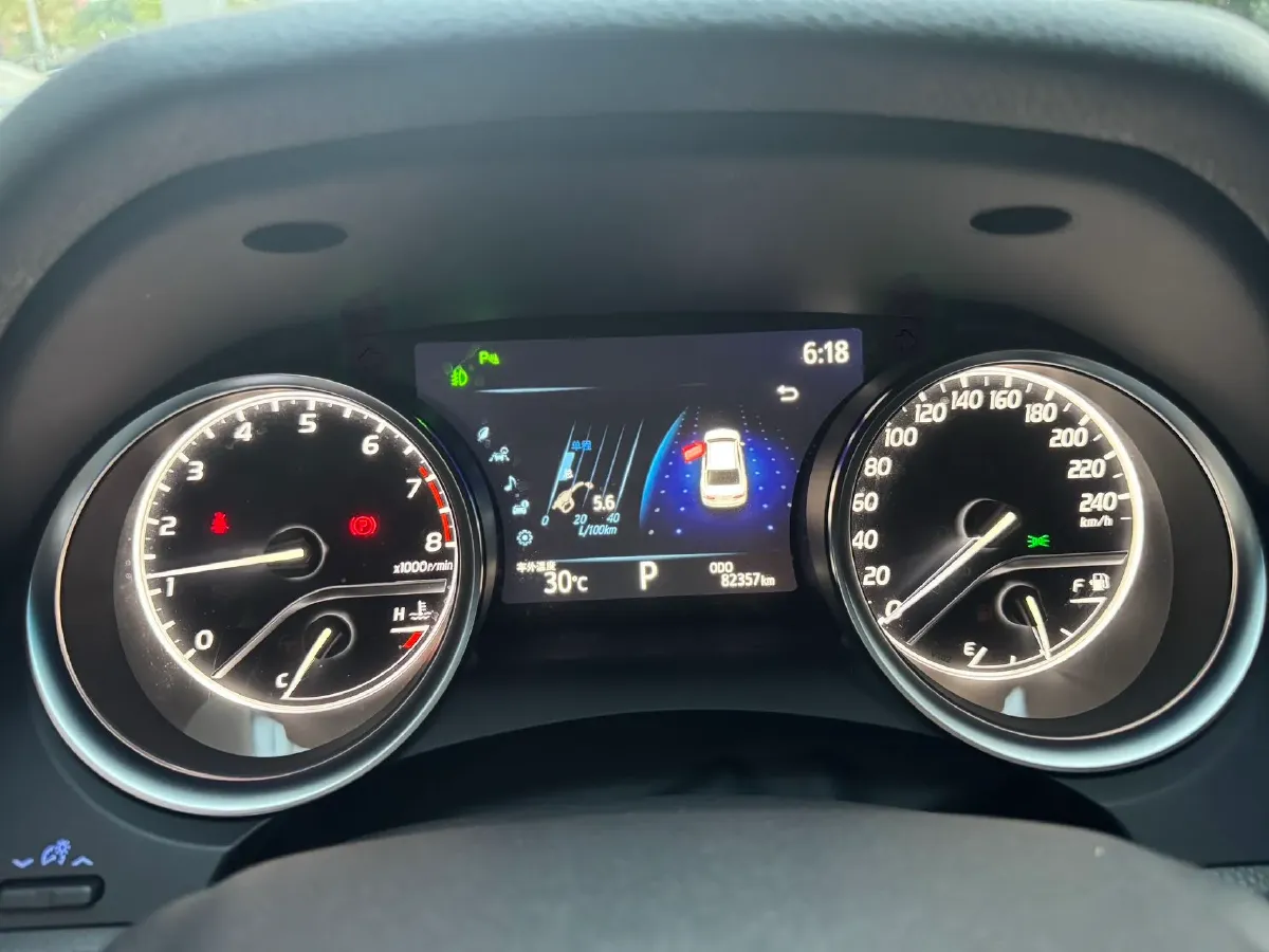 2019 Toyota Camry 2.5L 209HP L4 8AT,autocango,china used car exporter,china ev exporter,chinese used car exporter,chinese used ev exporter