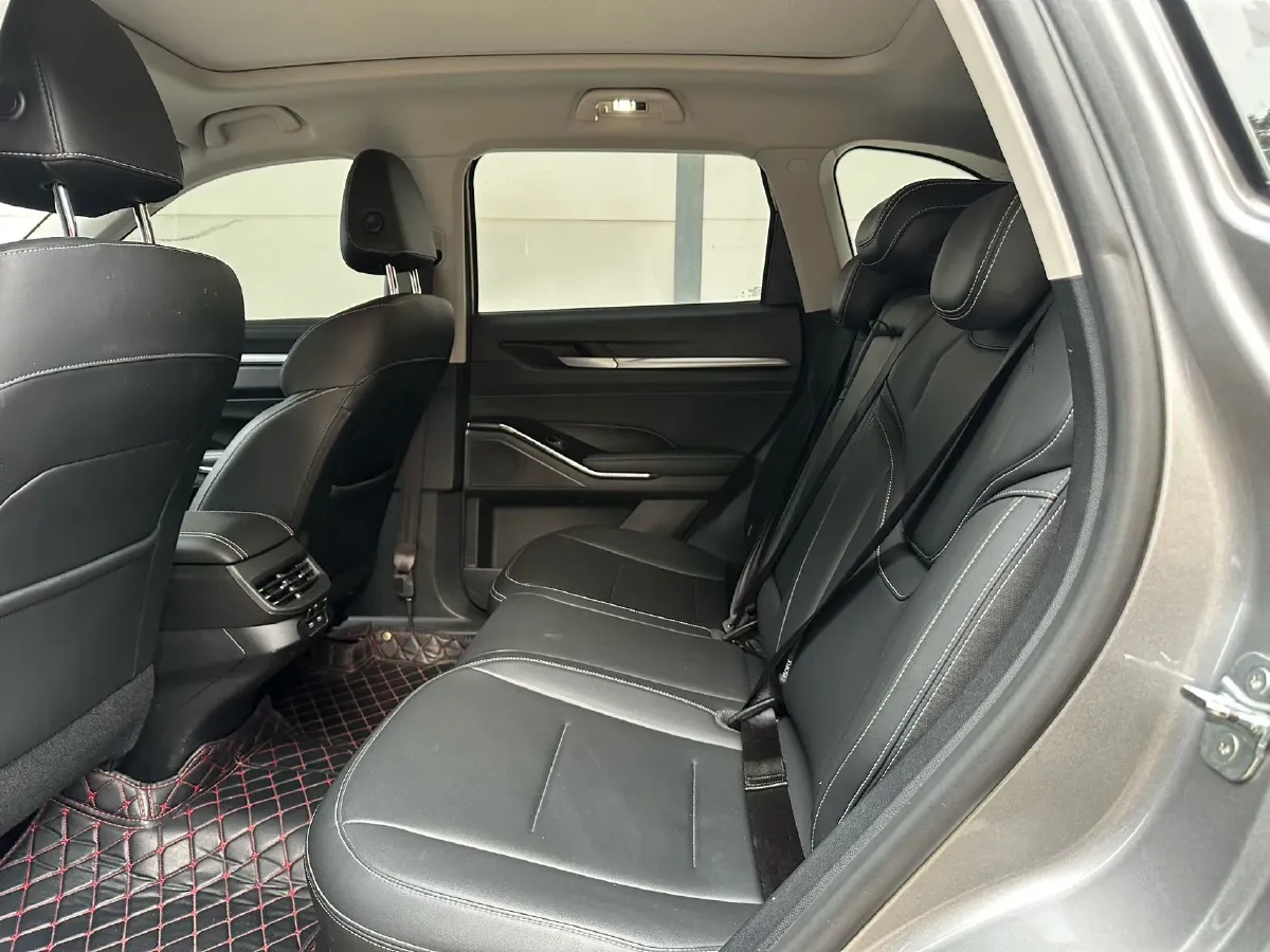2021 Haval H6 2.0T 211HP L4 7DCT,autocango,china used car exporter,china ev exporter,chinese used car exporter,chinese used ev exporter