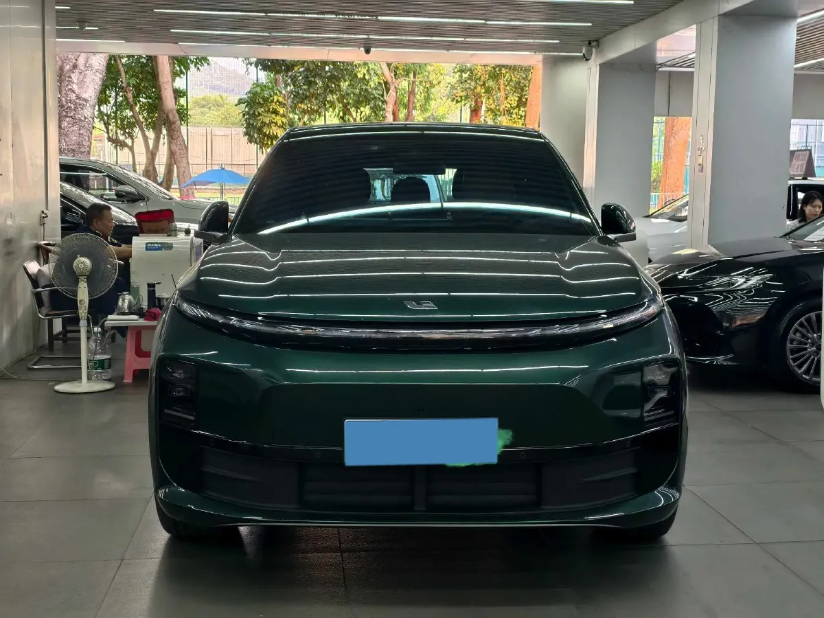 2024 Li L6 Range Extended 154HP L4 REEV 36.8KWH,autocango,china used car exporter,china ev exporter,chinese used car exporter,chinese used ev exporter