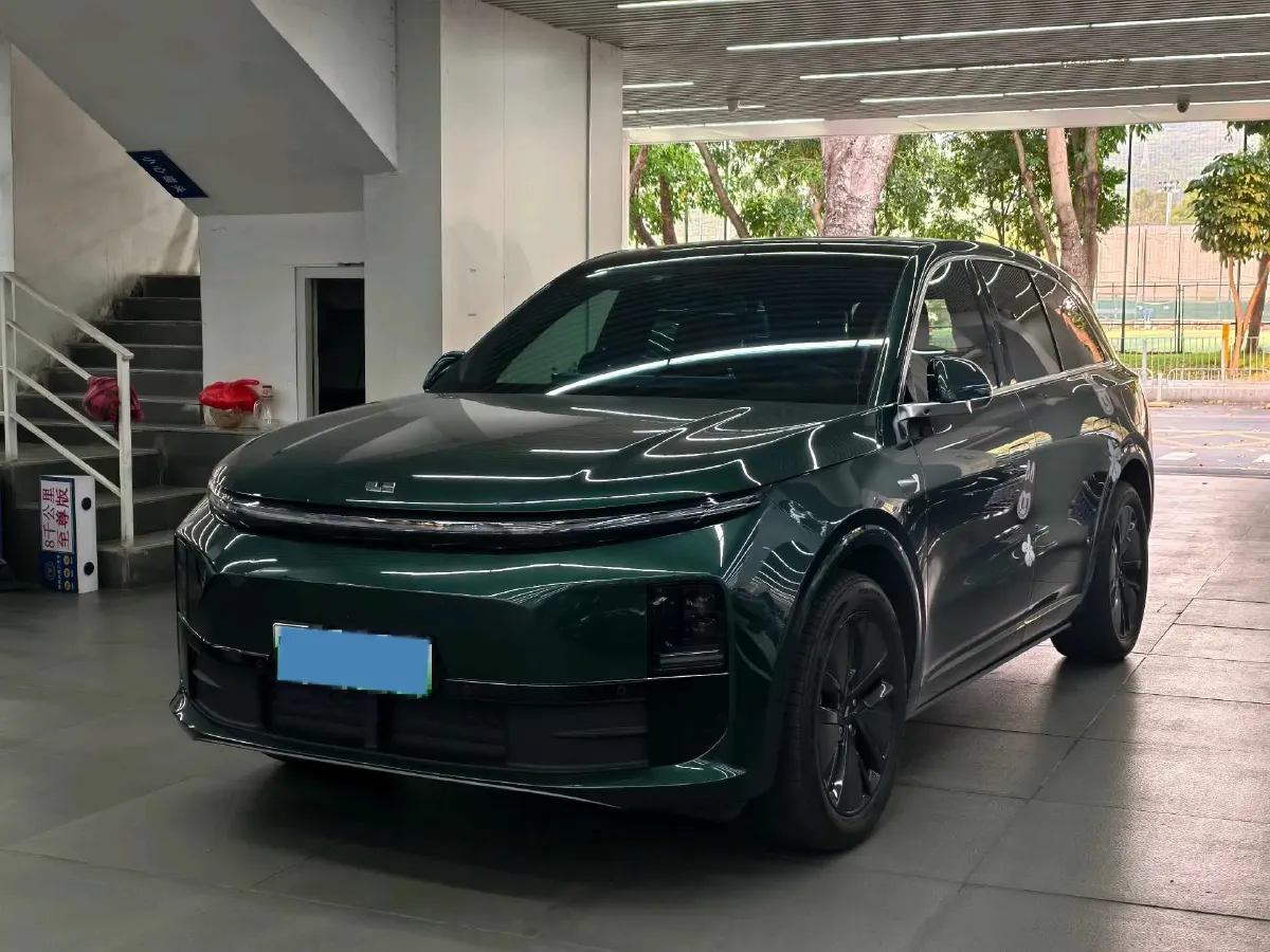 2024 Li L6 Range Extended 154HP L4 REEV 36.8KWH,autocango,china used car exporter,china ev exporter,chinese used car exporter,chinese used ev exporter