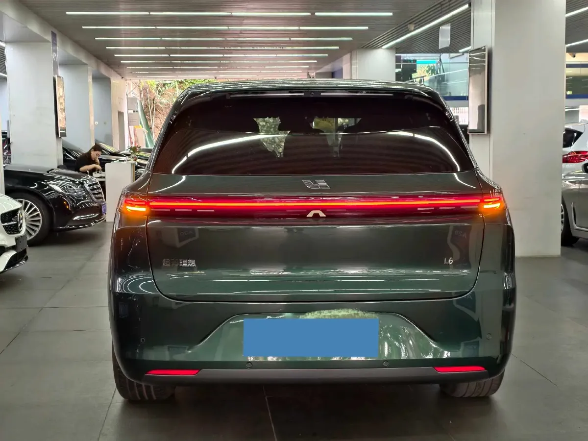 2024 Li L6 Range Extended 154HP L4 REEV 36.8KWH,autocango,china used car exporter,china ev exporter,chinese used car exporter,chinese used ev exporter