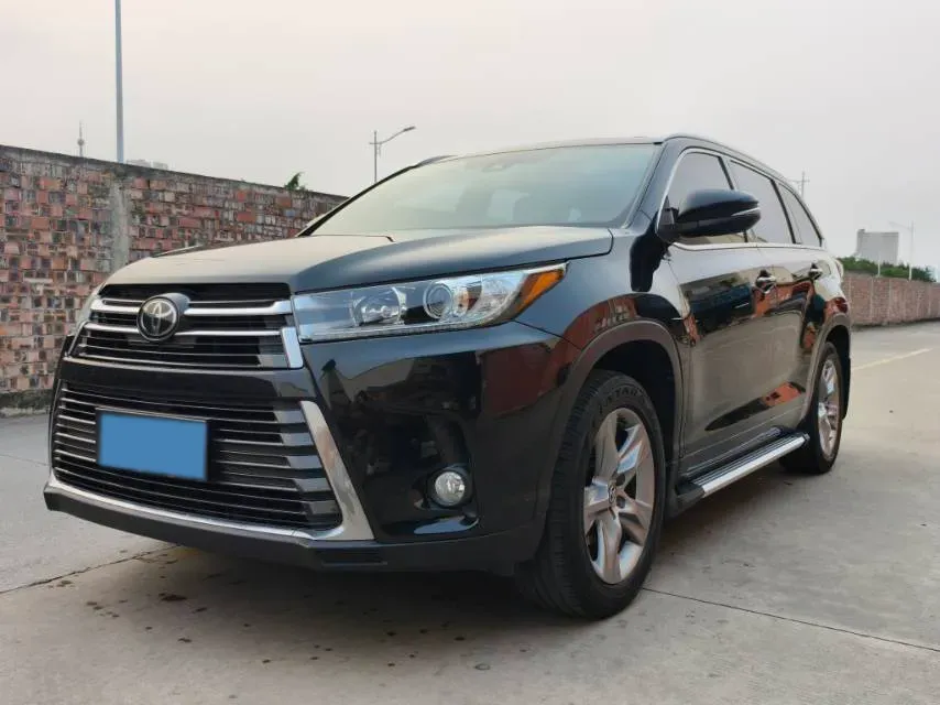 2018 Jeep Grand Commander 2.0T 265HP L4 9AT,autocango,china used car exporter,china ev exporter,chinese used car exporter,chinese used ev exporter