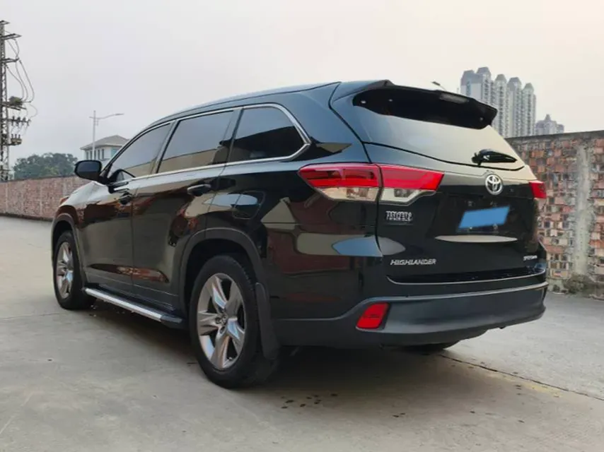 2018 Jeep Grand Commander 2.0T 265HP L4 9AT,autocango,china used car exporter,china ev exporter,chinese used car exporter,chinese used ev exporter