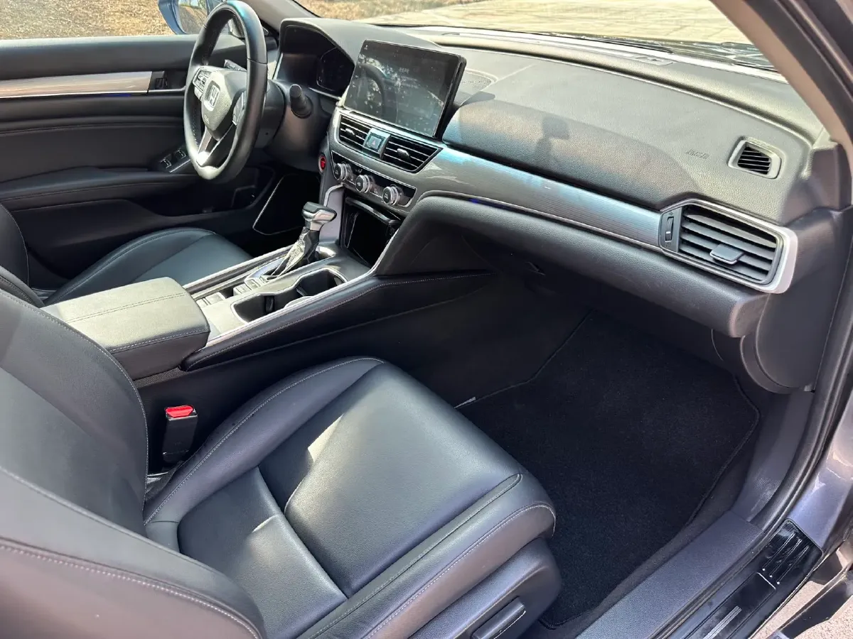 2022 Honda Accord 1.5T 194HP L4 CVT,autocango,china used car exporter,china ev exporter,chinese used car exporter,chinese used ev exporter