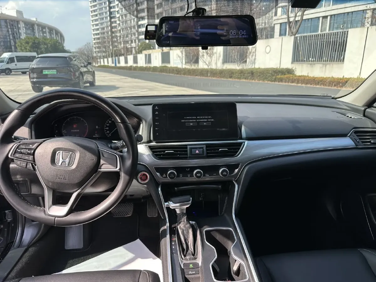 2022 Honda Accord 1.5T 194HP L4 CVT,autocango,china used car exporter,china ev exporter,chinese used car exporter,chinese used ev exporter