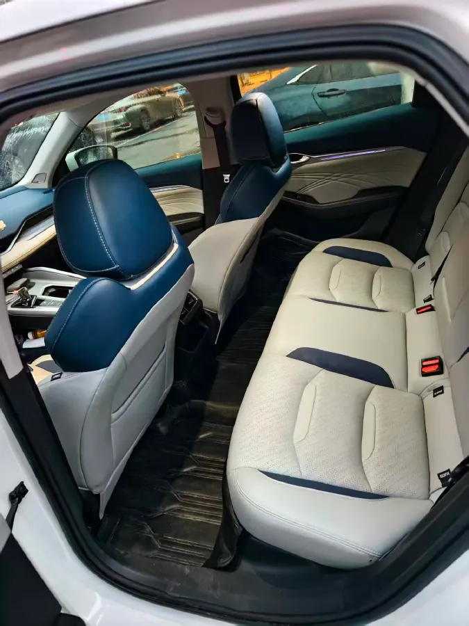 2023 Geely Preface 2.0T 190HP L4 7DCT,autocango,china used car exporter,china ev exporter,chinese used car exporter,chinese used ev exporter