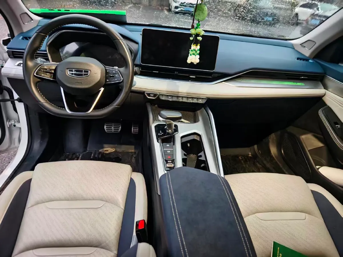 2023 Geely Preface 2.0T 190HP L4 7DCT,autocango,china used car exporter,china ev exporter,chinese used car exporter,chinese used ev exporter