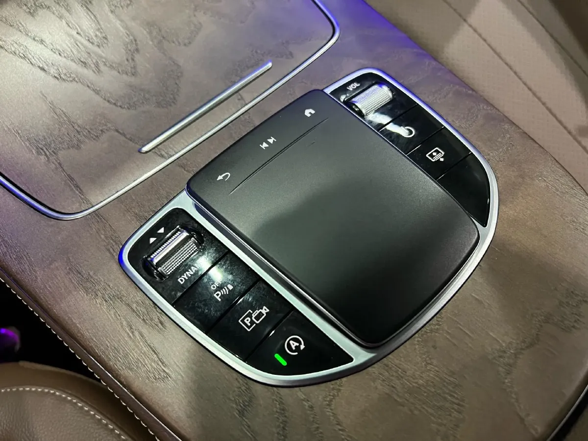 2021 Mercedes-Benz E Class 2.0T 258HP L4 9AT,autocango,china used car exporter,china ev exporter,chinese used car exporter,chinese used ev exporter