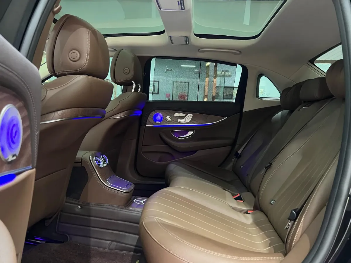 2021 Mercedes-Benz E Class 2.0T 258HP L4 9AT,autocango,china used car exporter,china ev exporter,chinese used car exporter,chinese used ev exporter