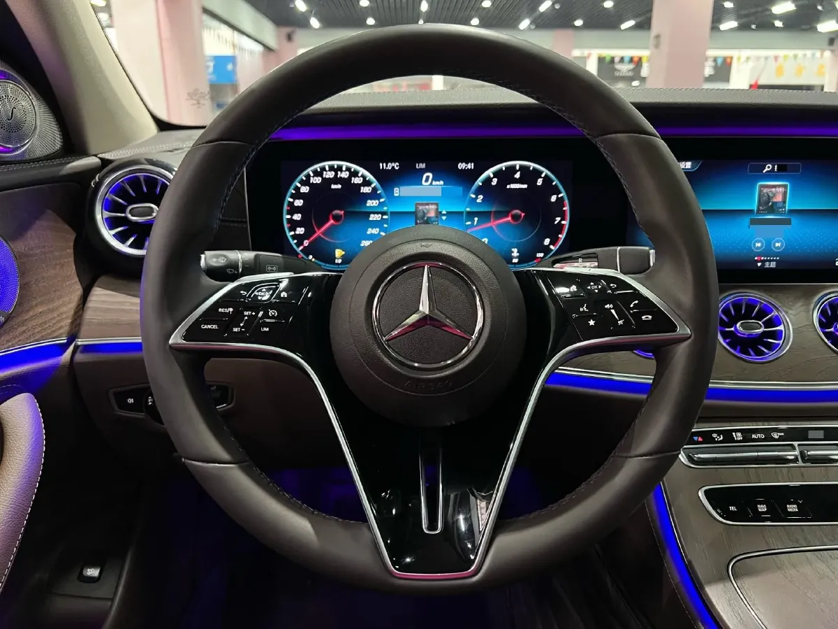 2021 Mercedes-Benz E Class 2.0T 258HP L4 9AT,autocango,china used car exporter,china ev exporter,chinese used car exporter,chinese used ev exporter