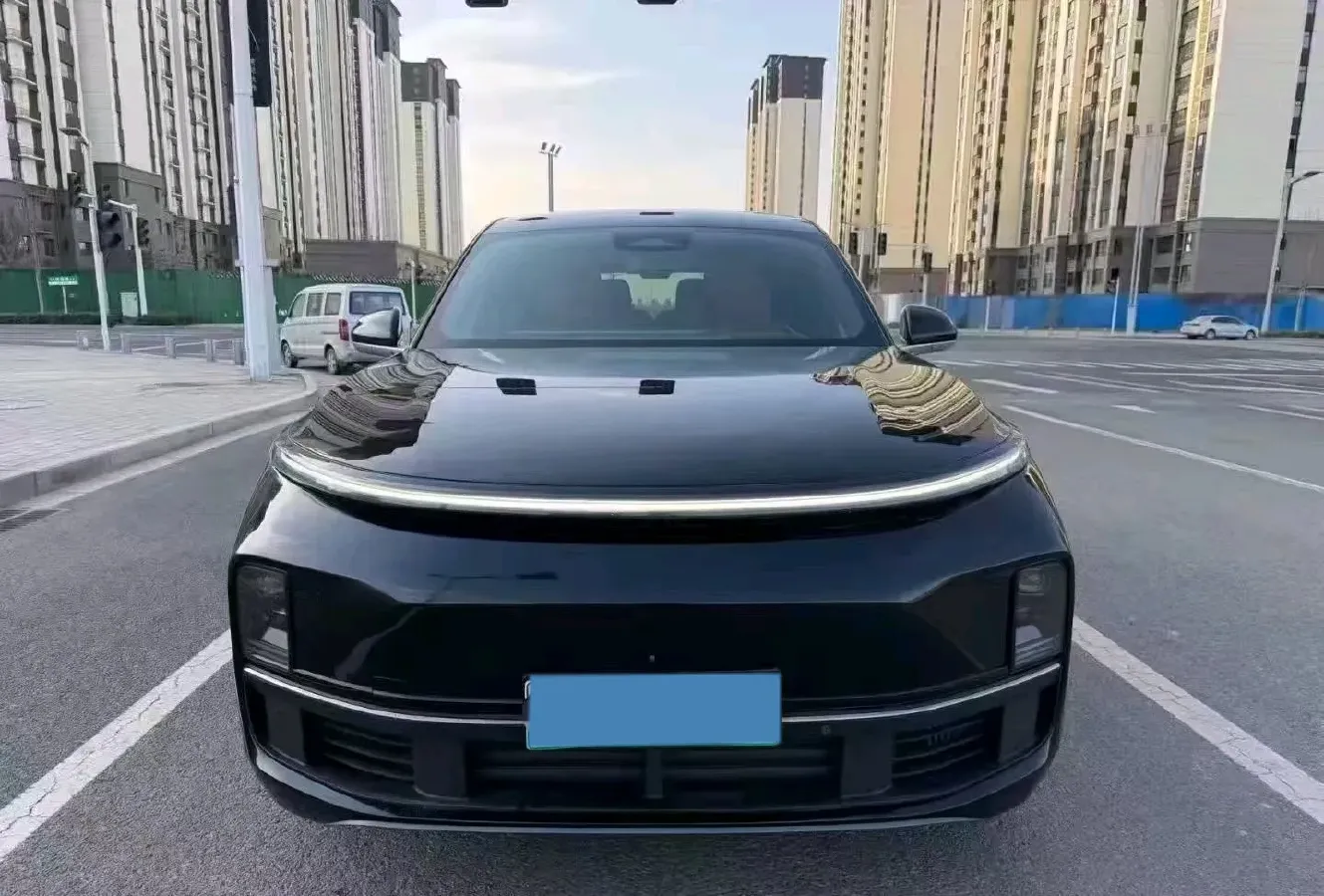 2024 Volvo S60 2.0T 197HP L4 7DCT,autocango,china used car exporter,china ev exporter,chinese used car exporter,chinese used ev exporter