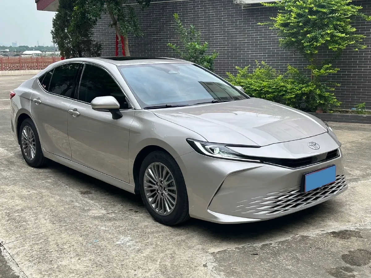 2026 Toyota Camry 2.0L 152HP L4 E-CVT Hybrid,autocango,china used car exporter,china ev exporter,chinese used car exporter,chinese used ev exporter