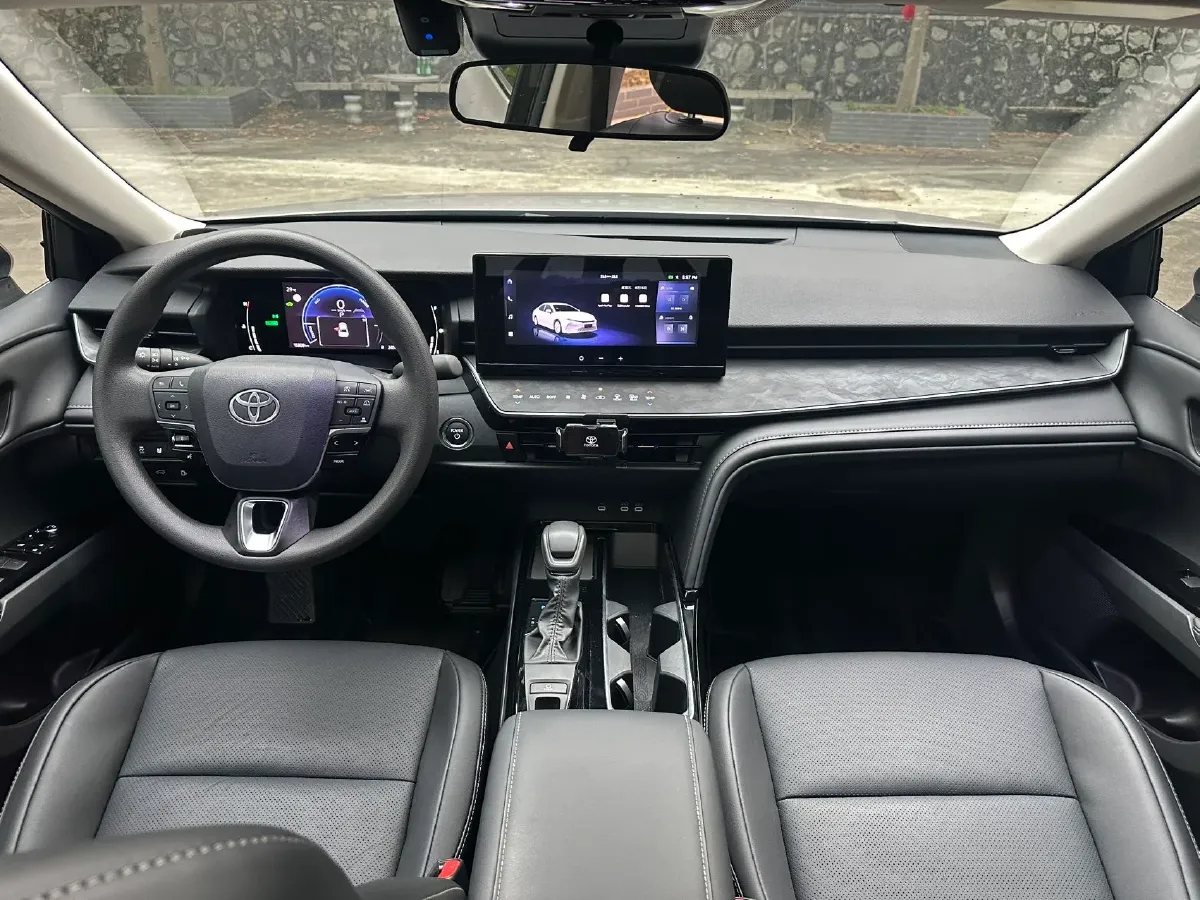 2026 Toyota Camry 2.0L 152HP L4 E-CVT Hybrid,autocango,china used car exporter,china ev exporter,chinese used car exporter,chinese used ev exporter