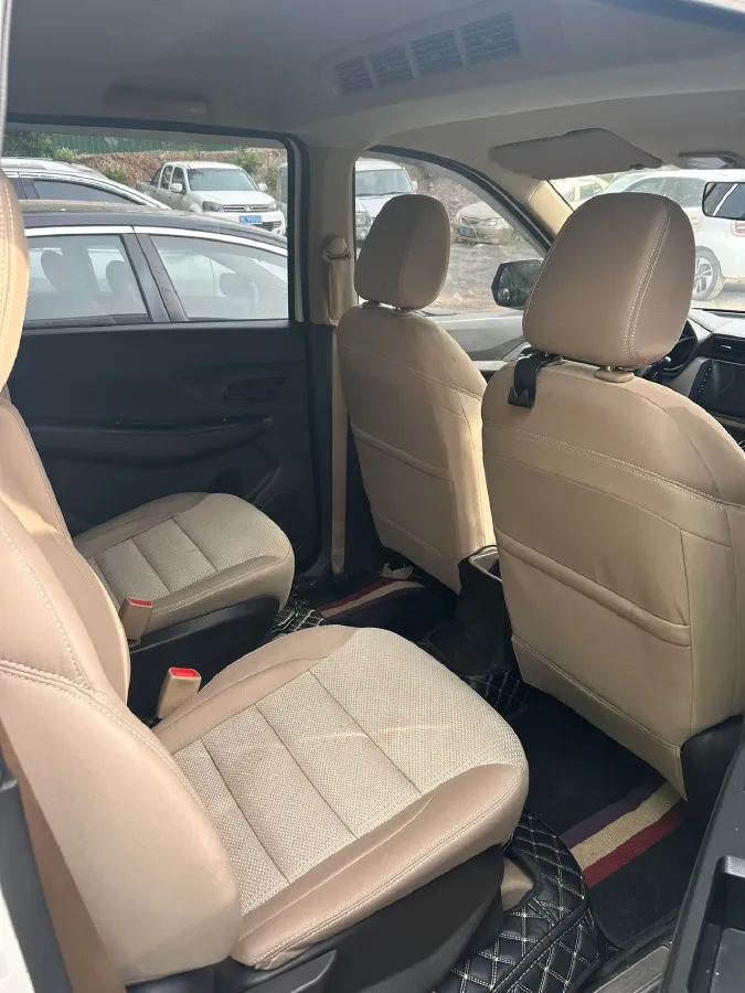 2018 WuLing HongGuang 1.5L 105HP L4 5MT,autocango,china used car exporter,china ev exporter,chinese used car exporter,chinese used ev exporter