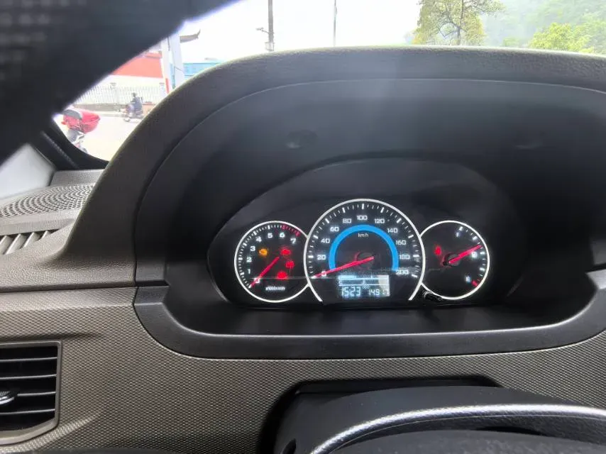 2023 WuLing RongGuang New Truck 1.5L 102HP L4 5MT,autocango,china used car exporter,china ev exporter,chinese used car exporter,chinese used ev exporter