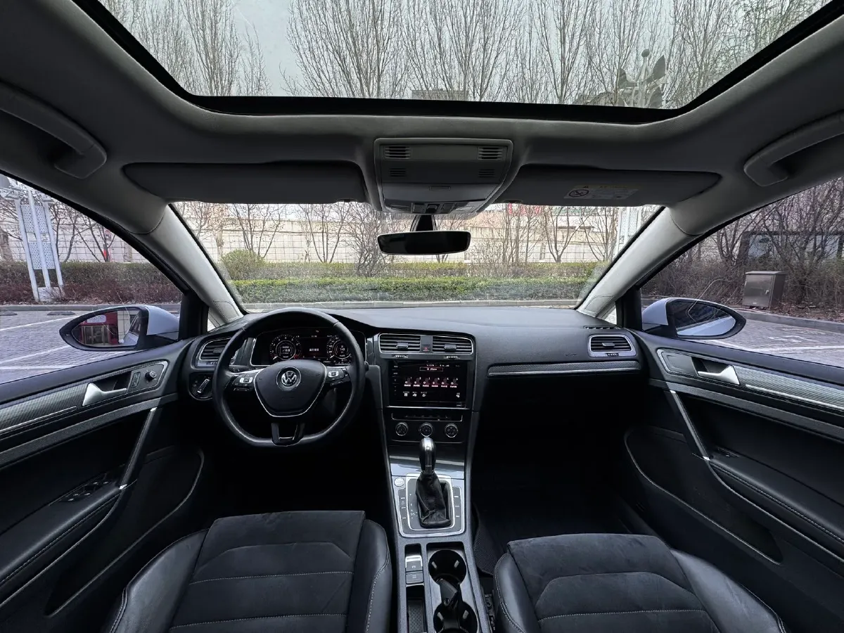 2020 Volkswagen Golf 1.4T 150HP L4 7DCT,autocango,china used car exporter,china ev exporter,chinese used car exporter,chinese used ev exporter