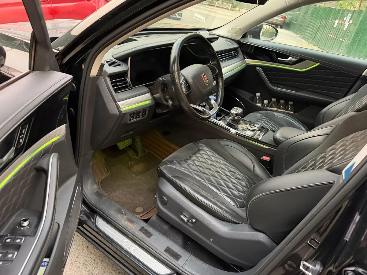 2019 HongQi HS5 2.0T 224HP L4 6AT,autocango,china used car exporter,china ev exporter,chinese used car exporter,chinese used ev exporter