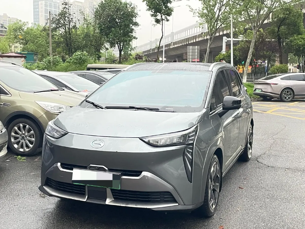 2022 Geely Okavango 1.8T 184HP L4 7DCT,autocango,china used car exporter,china ev exporter,chinese used car exporter,chinese used ev exporter
