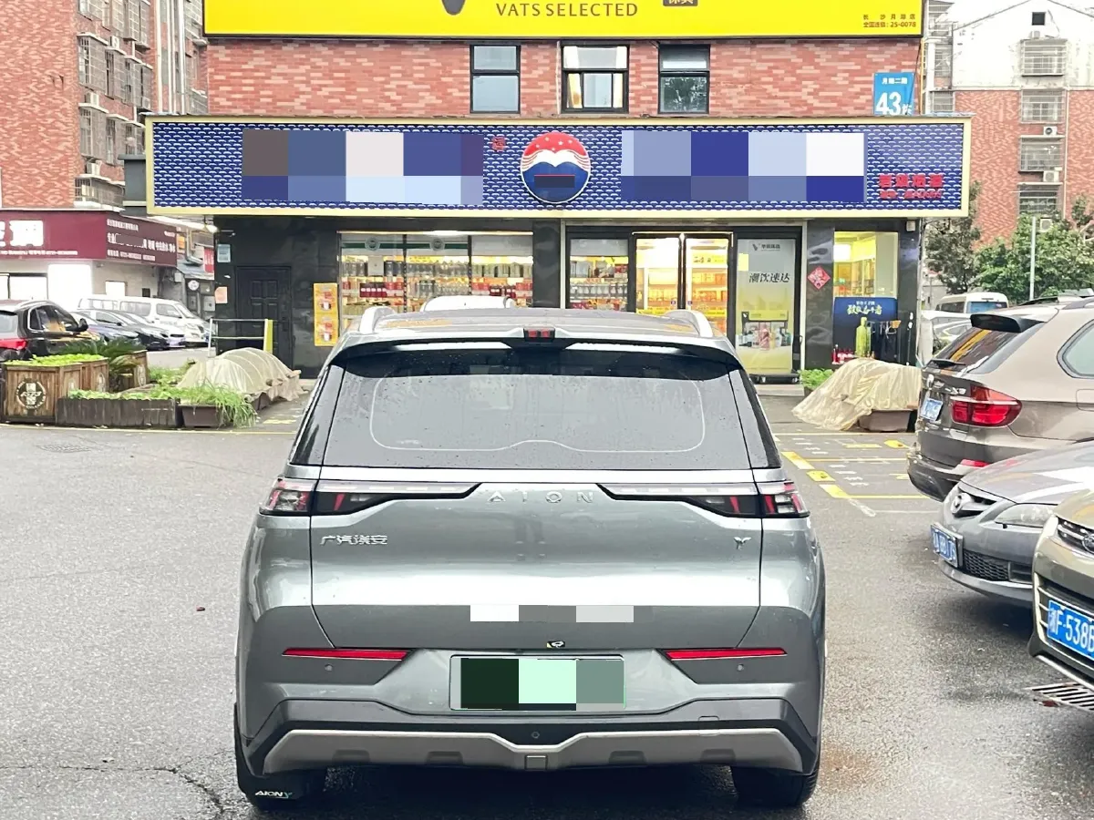 2022 Geely Okavango 1.8T 184HP L4 7DCT,autocango,china used car exporter,china ev exporter,chinese used car exporter,chinese used ev exporter