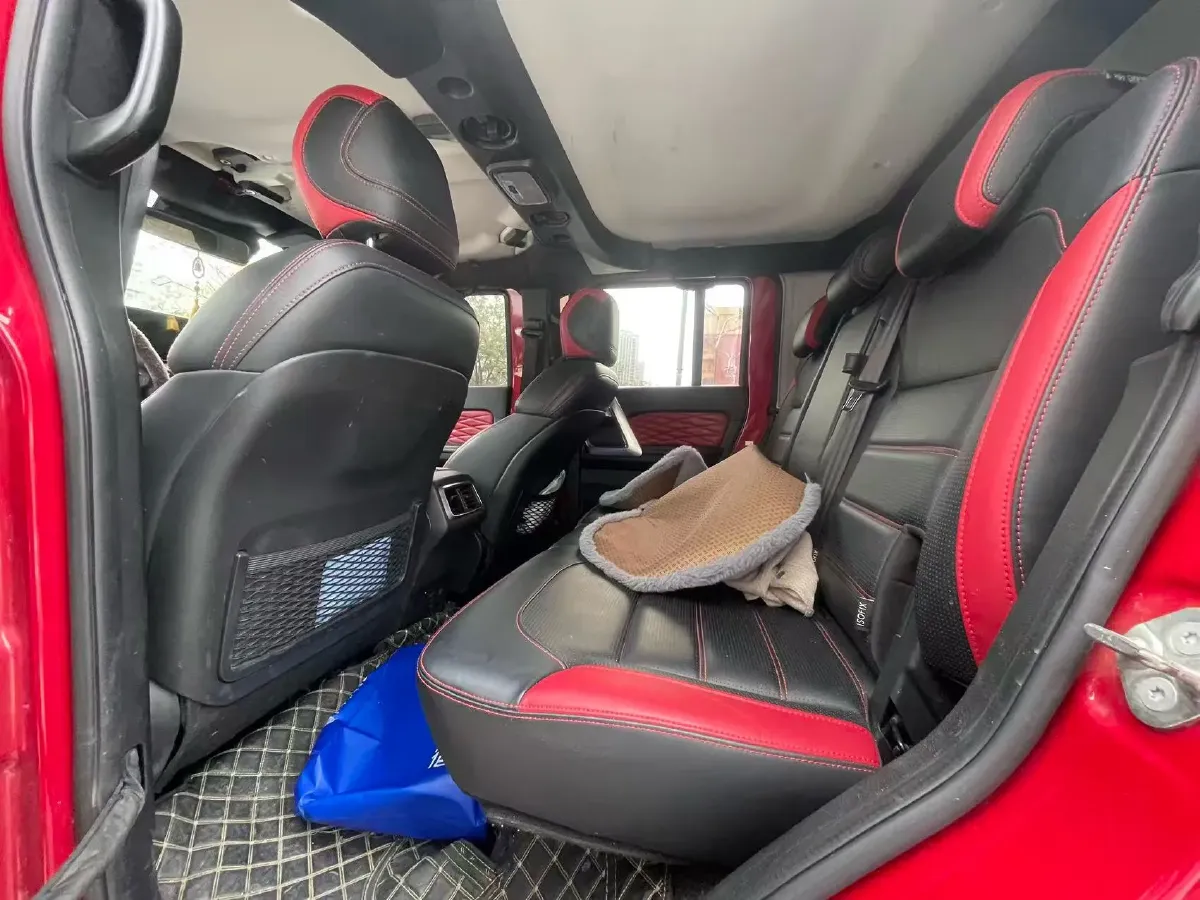 2020 Beijing BJ40 2.0T 224HP L4 8AT,autocango,china used car exporter,china ev exporter,chinese used car exporter,chinese used ev exporter