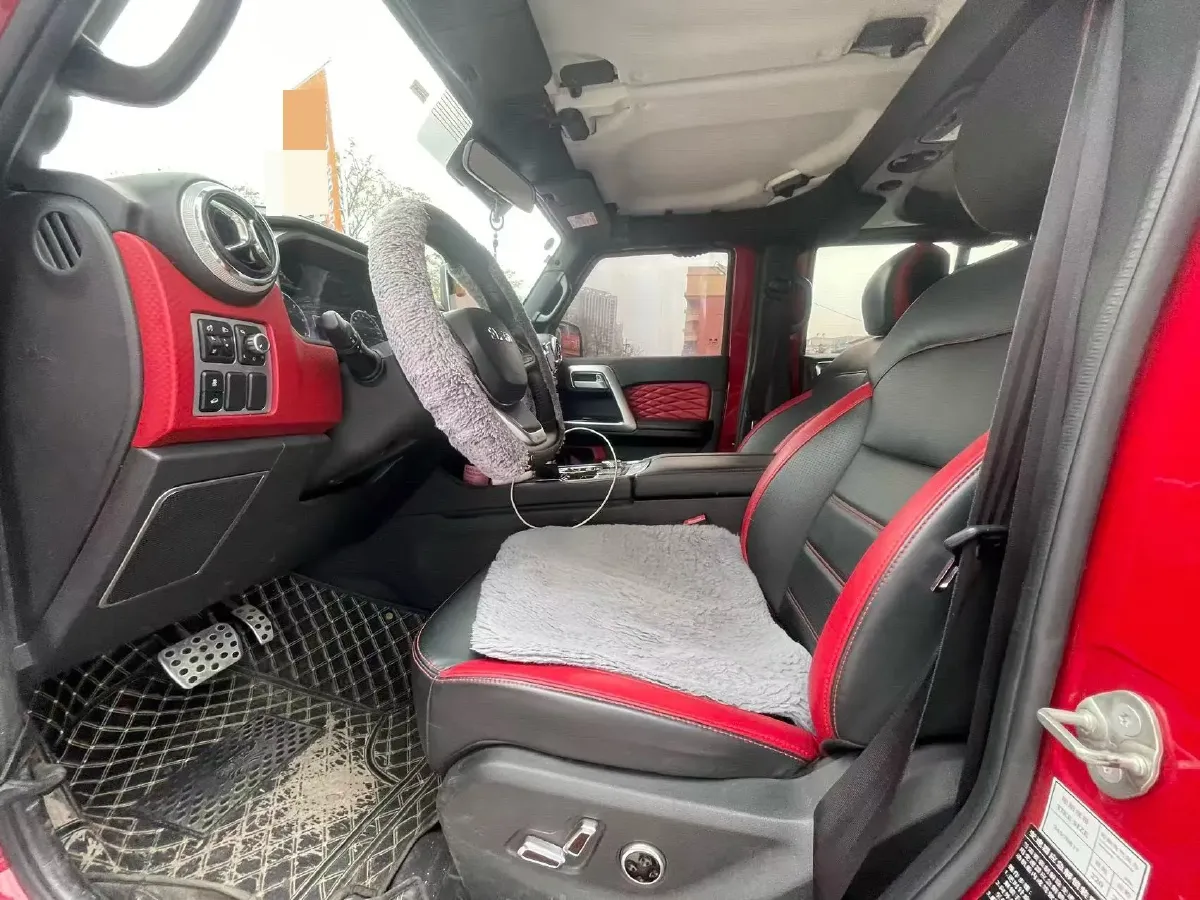 2020 Beijing BJ40 2.0T 224HP L4 8AT,autocango,china used car exporter,china ev exporter,chinese used car exporter,chinese used ev exporter