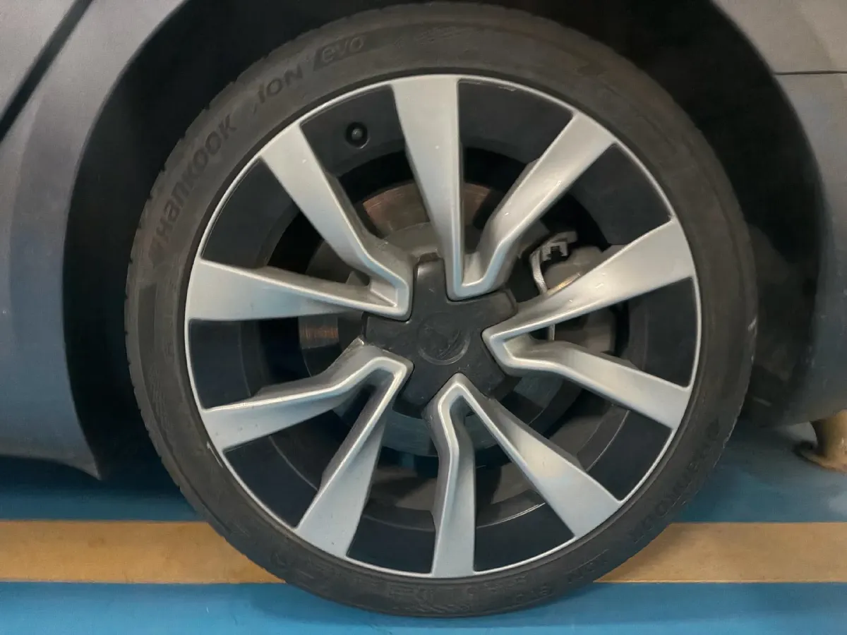 2023 Buick EnvisionPlus 2.0T 237HP L4 9AT,autocango,china used car exporter,china ev exporter,chinese used car exporter,chinese used ev exporter